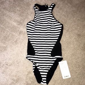 NWT lululemon salty swim front racer swimsuit